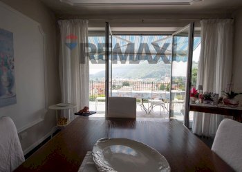 Sala da pranzo - Villa Via Ugo Foscolo
 
17, Credaro - photo 26