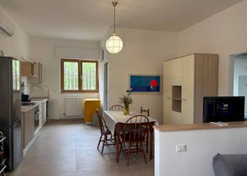 Cucina - Appartamento via Gabbiani, 5, Leporano - foto 2