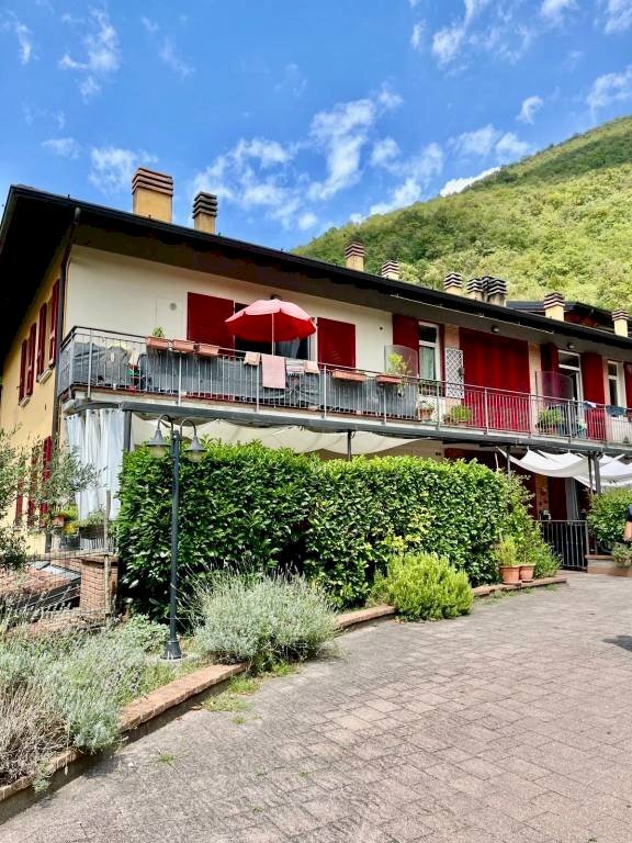 Facciata - Bilocale via Minera, Nave - foto 1