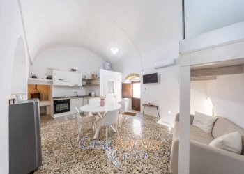 Salone - Casa indipendente via Francesco Petrarca, Matino - foto 17