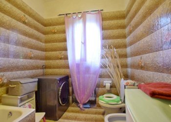 Bagno - Villa strada Reale, 14, Fossano - foto 22