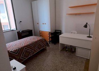 Camera da letto - Trilocale via Carlo Goldoni, Varese - foto 15