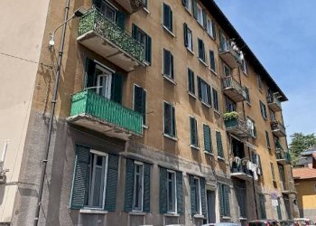 Facciata - Trilocale via Carlo Goldoni, Varese - foto 23