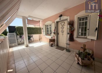 Foto 1 - Villa a Schiera Via Adda, Ardea - foto 1