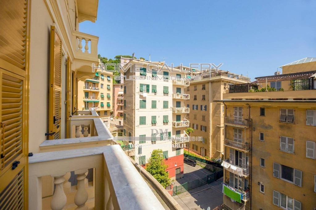Vista - Quadrilocale via Oberto Cancelliere, Genova (zona Castelletto) - foto 1