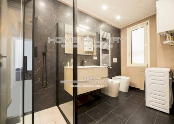Bagno - Bilocale via Antonio Gramsci, Genova (zona Centro Storico) - foto 16