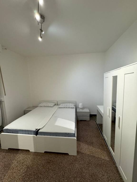 Camera da letto - Terreno non edificabile Genova (zona Marassi) - foto 2