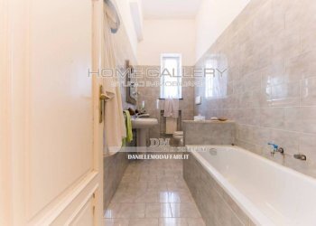 Bagno - Appartamento via Puggia, 53, Genova (zona San Martino) - foto 17