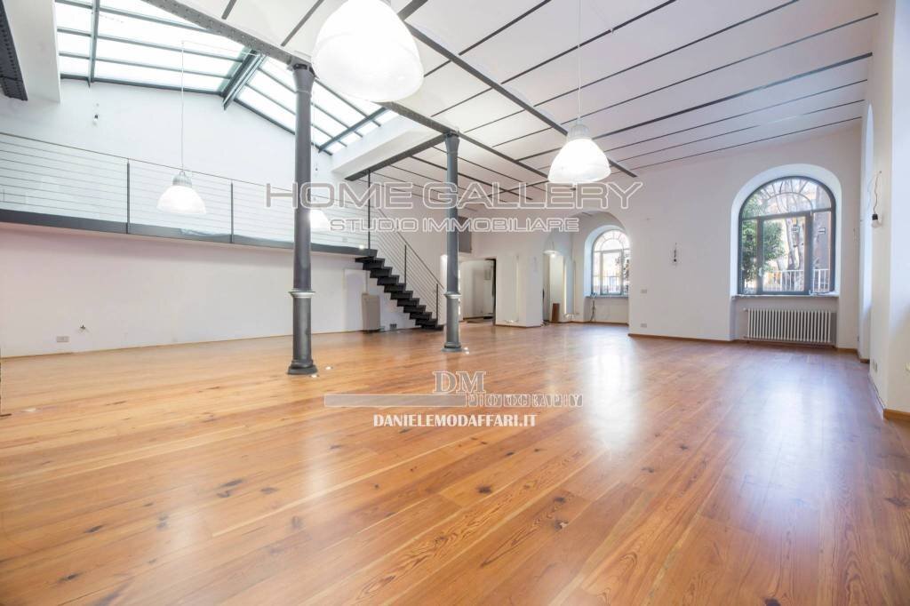 Interno non residenziale - Trilocale corso Mentana, Genova (zona Carignano) - foto 1