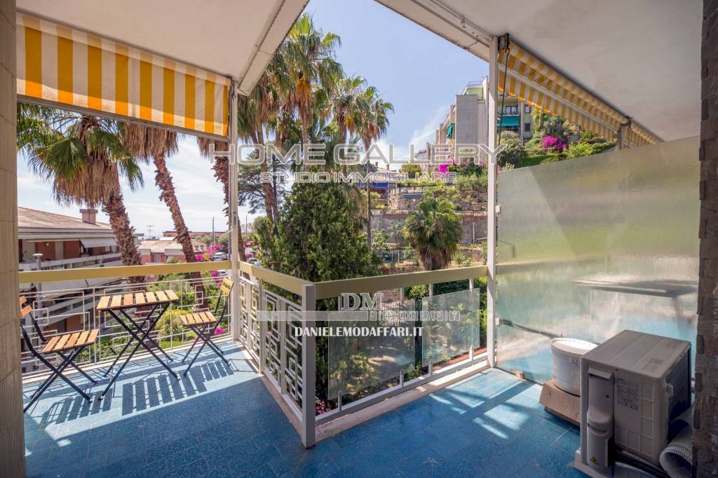 Terrazzo - Bilocale via Giovanni Bettolo, frazione Quinto Al Mare, Genova - foto 3