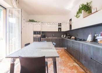 Cucina - Quadrilocale via Aurelio Robino, Genova (zona Marassi) - foto 13