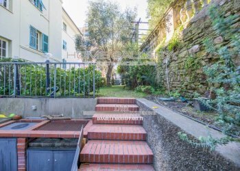 Giardino - Appartamento via Giordano Bruno, Genova (zona Albaro) - foto 12