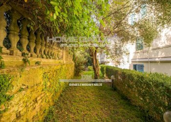Giardino - Appartamento via Giordano Bruno, Genova (zona Albaro) - foto 24