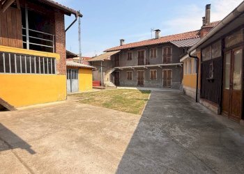 Cortile interno - Villa via San Desiderio, 24, Vinovo - photo 21