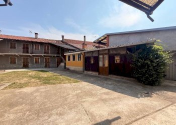 Cortile interno - Villa via San Desiderio, 24, Vinovo - photo 22