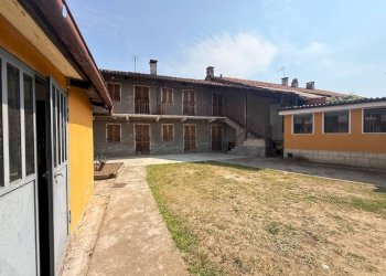Cortile interno - Villa via San Desiderio, 24, Vinovo - photo 25
