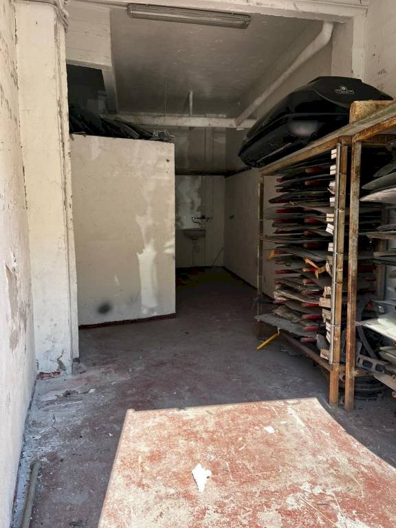 Box auto - Box corso Luigi Andrea Martinetti, 109, Genova (zona Sampierdarena) - foto 2