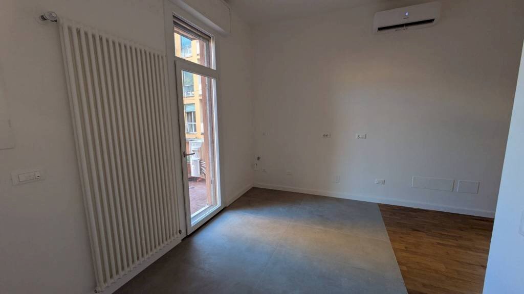 Soggiorno - Appartamento Bologna (zona Irnerio) - foto 2