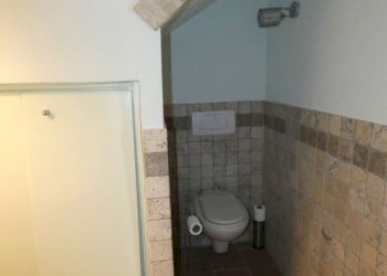Bagno - Villa via Vittorio Emanuele, Castiglione Falletto - photo 5