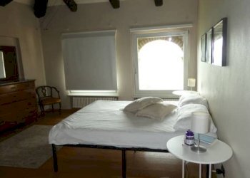 Camera da letto - Villa via Vittorio Emanuele, Castiglione Falletto - photo 20