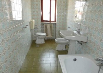 Bagno - Quadrilocale via Mario Viglino, Alba - foto 10