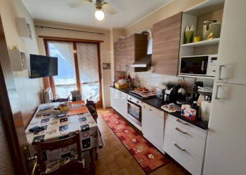Cucina - Appartamento via Filippo Turati, 14, Rivarolo Canavese - foto 5