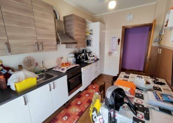Cucina - Appartamento via Filippo Turati, 14, Rivarolo Canavese - foto 6