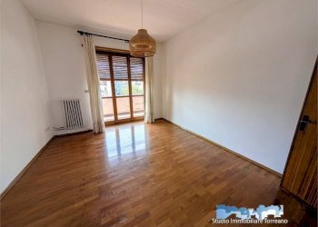 Camera da letto - Trilocale via Ravenna 15, Torino (zona Aurora) - foto 18