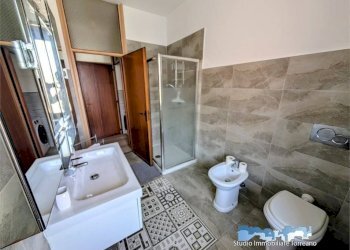 Bagno - Trilocale via Ravenna 15, Torino (zona Aurora) - foto 29