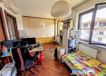 Camera da letto - Appartamento via Pertini 18, Ivrea - foto 40