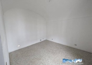 Camera da letto - Bilocale corso Vercelli 38, Ivrea - foto 4