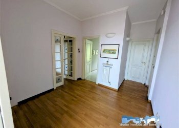Ingresso - Appartamento via Aldisio 10, Ivrea - foto 4
