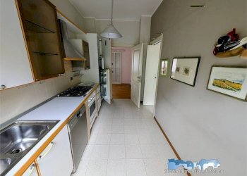 Cucina - Appartamento via Aldisio 10, Ivrea - foto 13