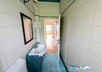 Bagno - Appartamento via Aldisio 10, Ivrea - foto 17