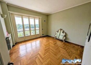 Camera da letto - Appartamento via Aldisio 10, Ivrea - foto 27