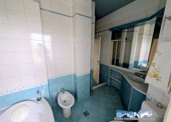 Bagno - Appartamento via Aldisio 10, Ivrea - foto 30