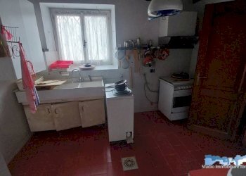 Cucina - Casa indipendente via La Pieve 4, Cortemilia - foto 14