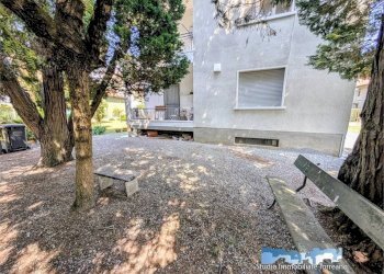 Giardino - Villa via Bertarione 1, Ivrea - foto 7