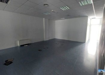 Interno non residenziale - Ufficio Ivrea - foto 7