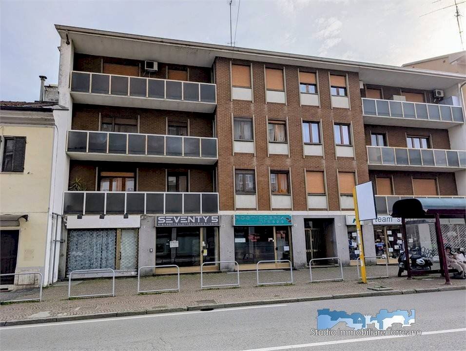 Facciata - Appartamento corso Vercelli 34, Ivrea - foto 1
