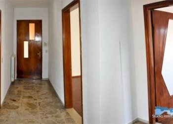 Corridoio - Four-room apartment vicolo Arnaldo da Brescia 5, Vistrorio - photo 4