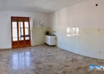 Cucina - Quadrilocale vicolo Arnaldo da Brescia 5, Vistrorio - foto 7