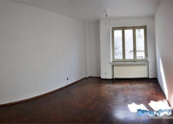 Camera da letto - Four-room apartment vicolo Arnaldo da Brescia 5, Vistrorio - photo 12