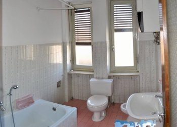 Bagno - Four-room apartment vicolo Arnaldo da Brescia 5, Vistrorio - photo 13