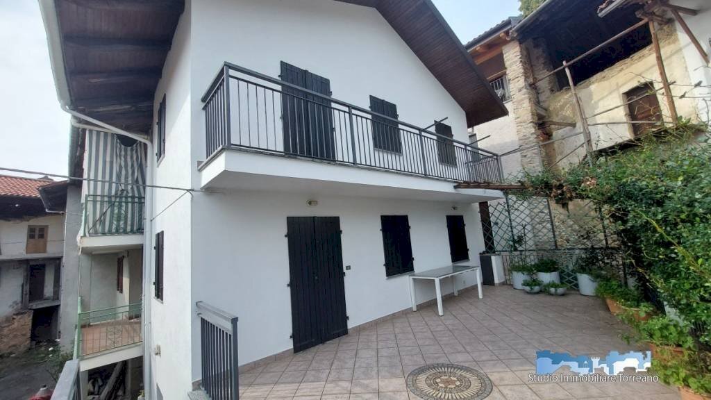 Facciata - Independent house Val di Chy - photo 2