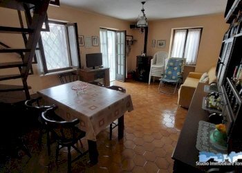 Salone - Independent house Val di Chy - photo 5