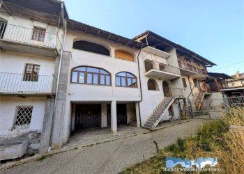 Facciata - Independent house Rueglio - photo 1