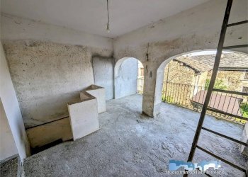 Stanza non arredata - Independent house Rueglio - photo 22