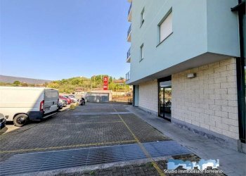 Posto macchina - Shop via Circonvallazione 56/F, Ivrea - photo 10