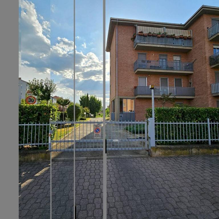 Facciata - Quadrilocale via Anna Magnani, 4, Asti - foto 3